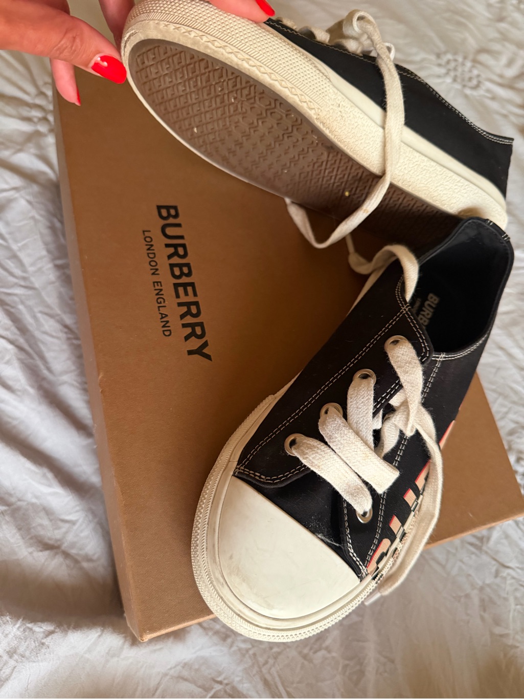 Burberry Black Canvas Kids Low-Top Sneakers With Cream Accents